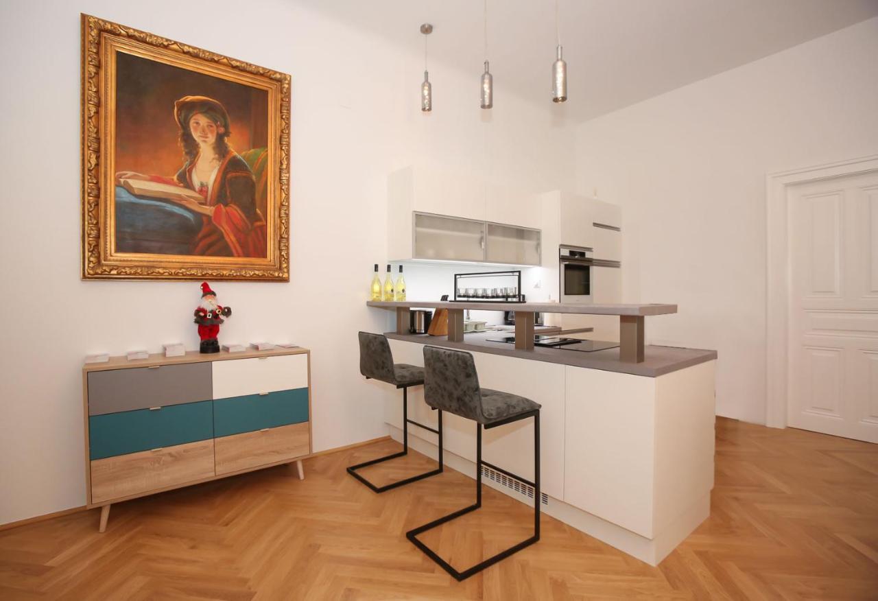 וינה Luxusapartment Altes Rathhaus מראה חיצוני תמונה