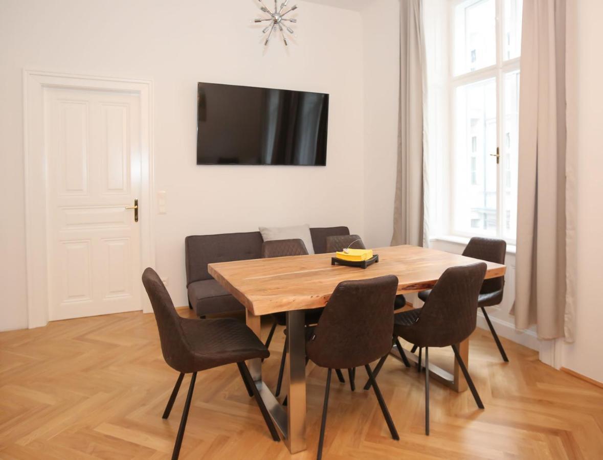 וינה Luxusapartment Altes Rathhaus מראה חיצוני תמונה